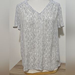 Liz Claiborne Black and White Short Sleeve Top